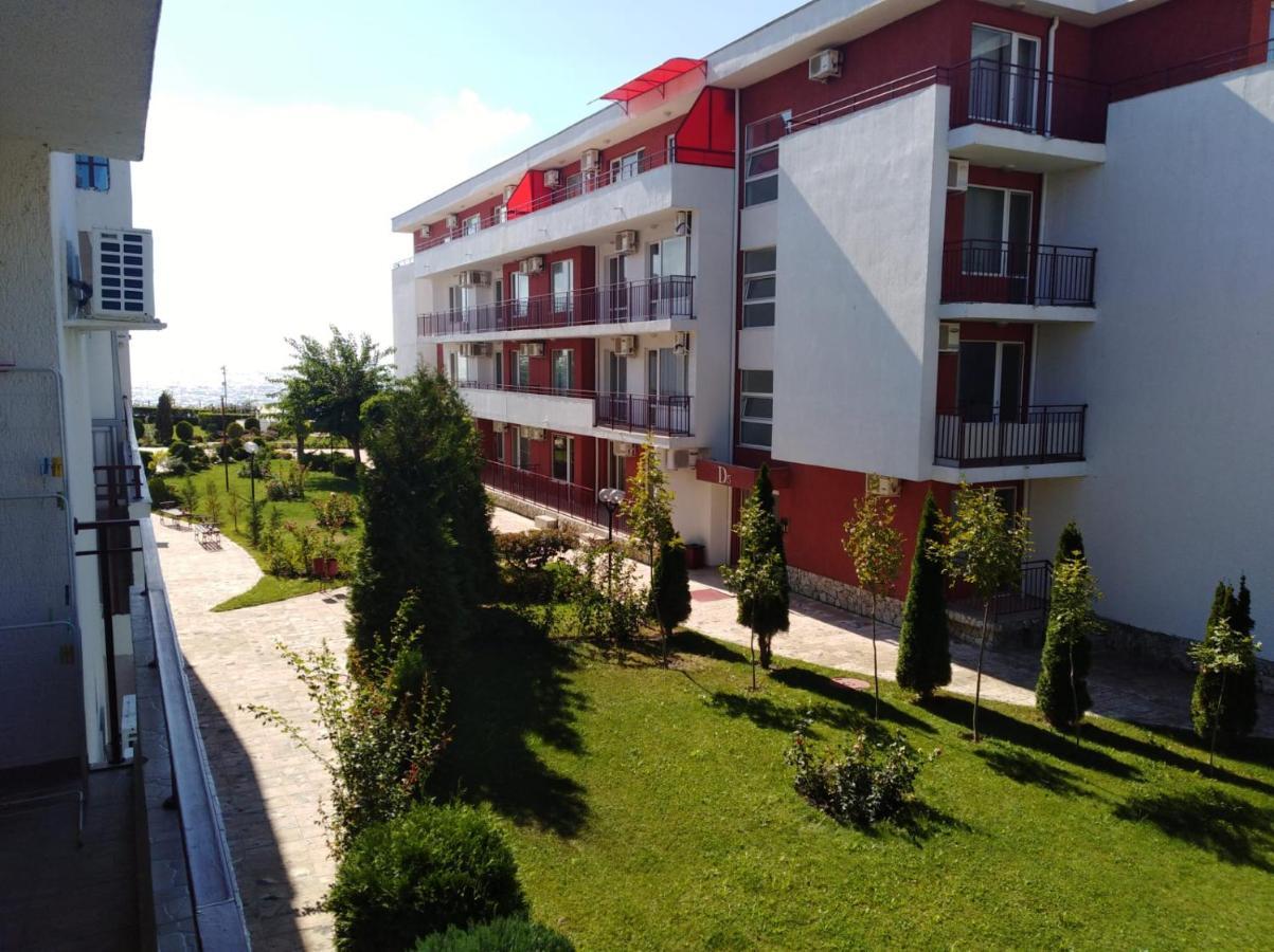 On The Beach Elenite Exterior foto